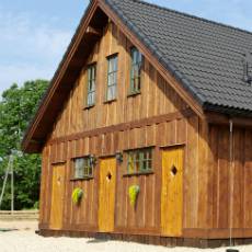 wood garage