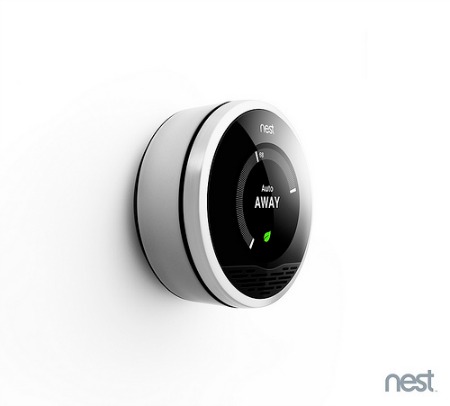 The Nest thermostat 1st generation is easy to use and automatically adjusts thermostat settings based on your usage. 