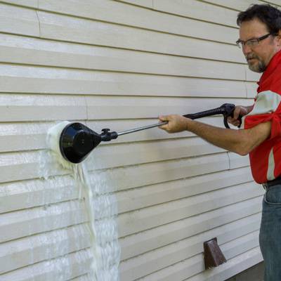 Steps-to-Clean-Your-Vinyl-Siding-Like-a-Pro-2